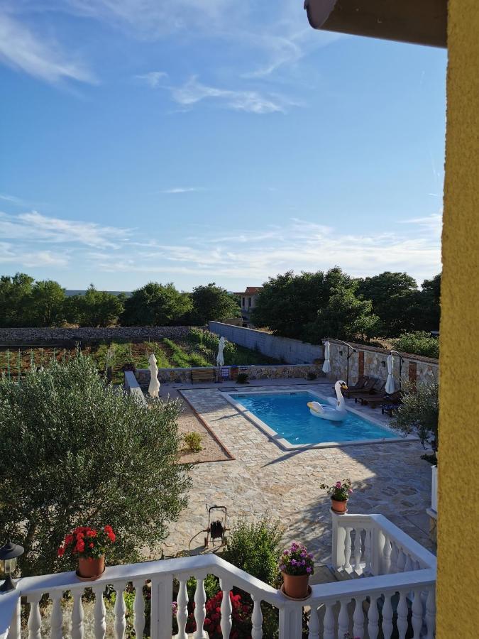 Holiday Home Iva With Pool Sukošan Exteriér fotografie